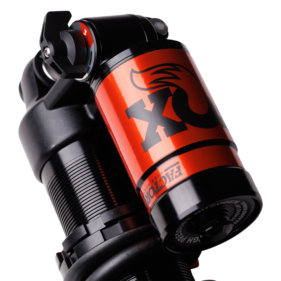 https://serenity-foxfactory.asset.akeneo.cloud/fox_asset_family/media/853_04_007_P_05_SHOCK_A.png